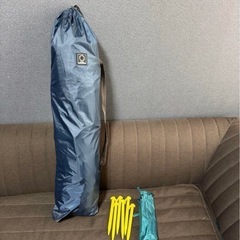 QUICKCAMP × BAYFLOW ワンタッチサンシェード（2〜3人用）の画像