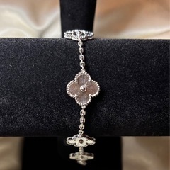 極美品！早い者勝ち！四葉 クローバー ブレスレット シルバー の画像
