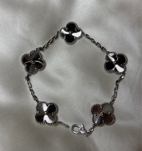 極美品！早い者勝ち！四葉 クローバー ブレスレット シルバー