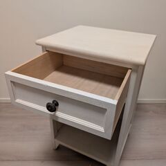 最終値下げ【美品/お洒落】レトロ調のサイドテーブル フレンチ/北欧風の画像