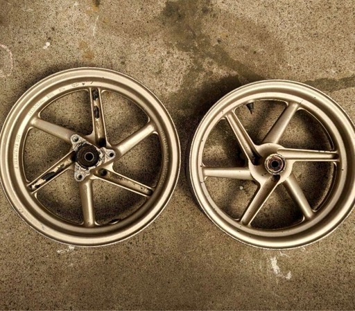 ホンダ　NSR50 純正ホイール　前後セット。 ホンダ 純正 NSR50 前期ホイール前後セット ☆ 梱包済み 即発送