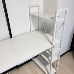 机の画像