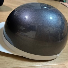 バイク用ヘルメット　半キャップ　カラー ガンメタ　中古　美品　お引き取り可能な方の画像