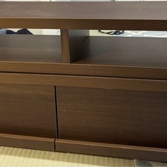 伸縮ができるテレビ台の画像