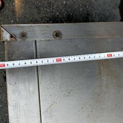 業務用吊り戸棚の画像