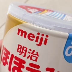 未開封 新品 ほほえみ 粉ミルク 0ヶ月～1歳の画像