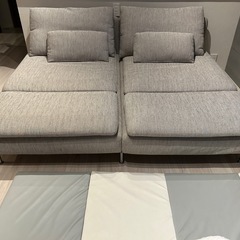 ソファ　IKEA ソーデルハムン　寝椅子2つ連結済みの画像