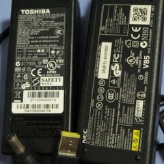 19V ACアダプタの画像
