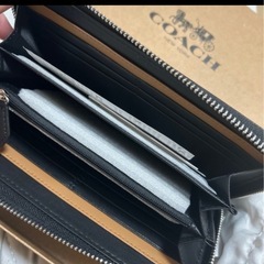 新品未使用coach長財布の画像