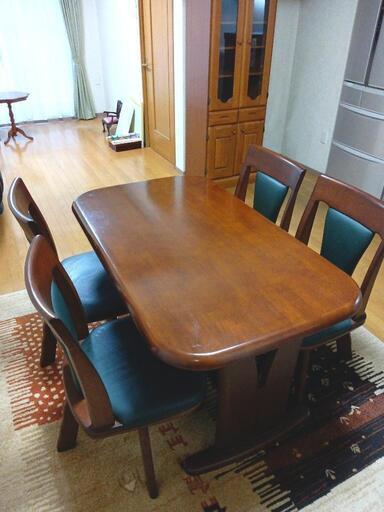超特価　カリモク　ダイニングデーブルセット　回転椅子4脚　中古良品 超特価 カリモク ダイニングデーブルセット 回転椅子4脚 中古