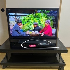 シャープ32型 液晶テレビ 、テレビ台付き
の画像
