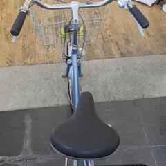 G044 普通自転車★20インチ★荷台カゴ付きの画像