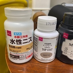 100均塗料　未使用品ありの画像
