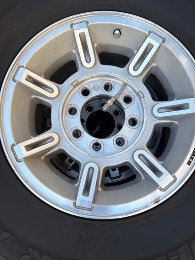 ハマーH1 タイヤホイール4本セット