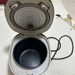 炊飯器の画像
