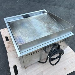 ■中古品 マルゼン 電気グリドル MEG-066 2023年 3相200V 600ｘ600ｘ300ｍｍ 動作問題なし 厨房■の画像