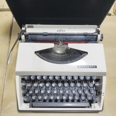 ⌨️📄ADLER　タイプライターの画像