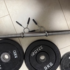 商談中★フロンティアグループいわき店★お手頃価格！ダンベルセット 大量まとめセット 5kg2枚 2.5㎏5枚1.25㎏10枚の画像