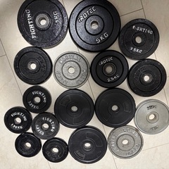 商談中★フロンティアグループいわき店★お手頃価格！ダンベルセット 大量まとめセット 5kg2枚 2.5㎏5枚1.25㎏10枚の画像