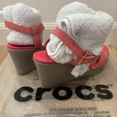 クロックス ウェッジサンダル ピンク 24cm (W8)の画像