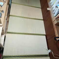 小上がり収納家具の画像