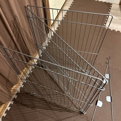 ストーブ用の柵の画像