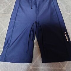 8月末まで新品【水着４点／ハーフパンツ×２】➕中古上下セット／女性用Ｍサイズの画像