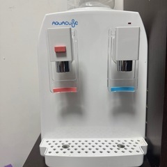 AQUACUBE 2 ペットボトル式 コンパクトウォーターサーバーの画像