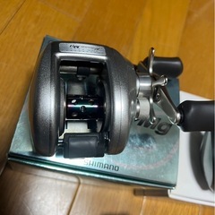 [激安]
釣具ベイトリール4つセットの画像