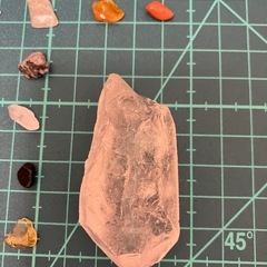 宝石探し　パワーストーンの画像
