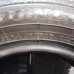 DUNLOP WINTER MAXX WM02 205/60R16 16インチ スタッドレス 4本 24年製 バリ溝 ビアンテ プリウスα SAI ジューク ヴォクシー等　(KTB306)クレジットカード QRコード決済可能の画像