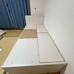 🛏️ ニトリシングルベッド（すのこ・収納付き・ホワイト）引越しのため出品します！の画像