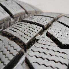 DUNLOP WINTER MAXX WM02 215/60R17 17インチ スタッドレス 4本 22年製 バリ溝 アルファード エスティマ オデッセイ C-HR等　(KTB307)クレジットカード QRコード決済可能の画像