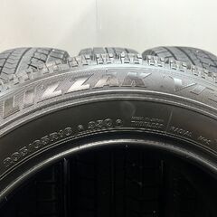 BS BRIDGESTONE BLIZZAK VRX 205/65R16 16インチ スタッドレス 4本 20年製 バリ溝 ヤリスクロス C28セレナ ティアナ等　(KTA312)クレジットカード QRコード決済可能の画像