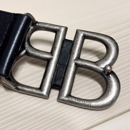現行品】BALENCIAGA バレンシアガBBベルト 美品 シルバー銀色
