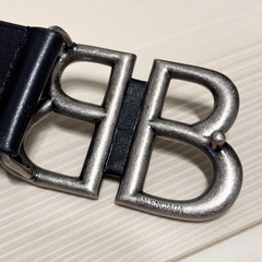 【現行品】BALENCIAGA バレンシアガBB　ベルト 美品 シルバー　銀色　並行輸入品の画像