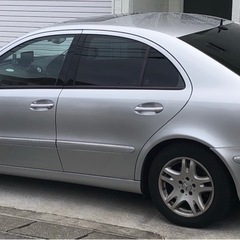 程度の良いW211型メルセデスベンツE240を格安で！の画像