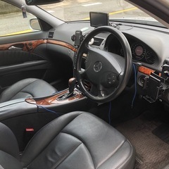 程度の良いW211型メルセデスベンツE240を格安で！の画像