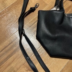 決まりました。GUESS ハンドバックの画像