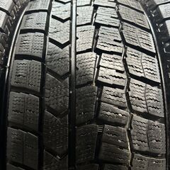 DUNLOP WINTER MAXX WM02 195/65R15 15インチ スタッドレス 4本 24年製 バリ溝 プリウス セレナ ヴォクシー カローラツーリング等 (KTB325)クレジットカード QRコード決済可能の画像