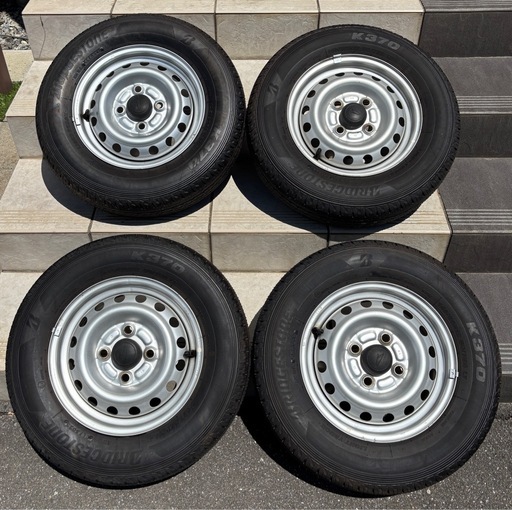 23年製タイヤ未使用】ブリヂストンK370 12インチタイヤホイール