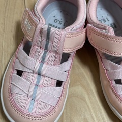 （新品
）キッズサンダルの画像