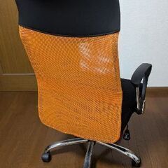 ハイバックチェアの画像