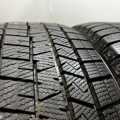 DUNLOP WINTER MAXX WM03 215/60R16 16インチ スタッドレス 4本 21年製 バリ溝 ヴェゼル CX-3 エスティマ マークX等　(KTB322)クレジットカード QRコード決済可能の画像