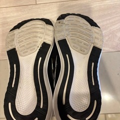【綺麗】adidas キッズ22センチの画像