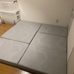Wellflex マットレス シングル2枚 3つ折り 両面使える 5年保証の画像