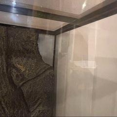 爬虫類　ケージ　GEX エキゾテラ グラステラリウム 9045 エサ皿、ドーム付の画像
