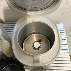 ミニ炊飯器の画像