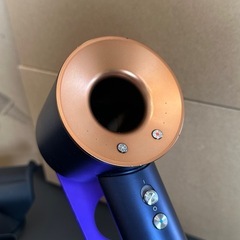 【動作確認済】ダイソン ドライヤーHD08 スタンドつきの画像