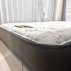 【美品】シモンズセミダブルマットレス6.5インチゴールデンバリュースイートECOの画像